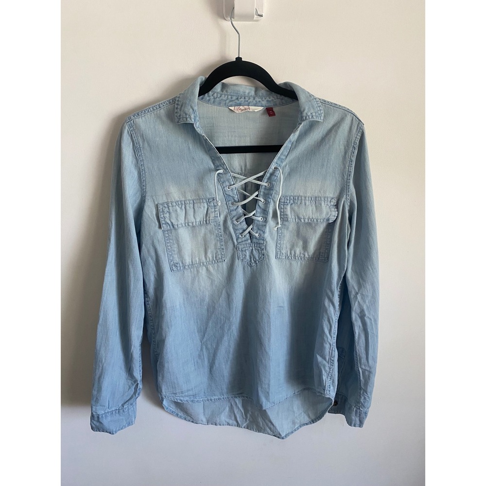 SO Womens Lace Up Chambray Top Light Wash Blue Cotton Long Sleeve Blouse M